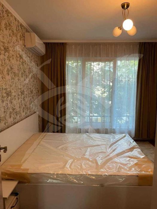 Дава се под наем Тристаен апартамент в Варна, Център - 72 кв.м за 800 € - Снимка #3