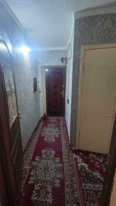 Метро Новза 2/4/5. Кирпичный дом, 2х6