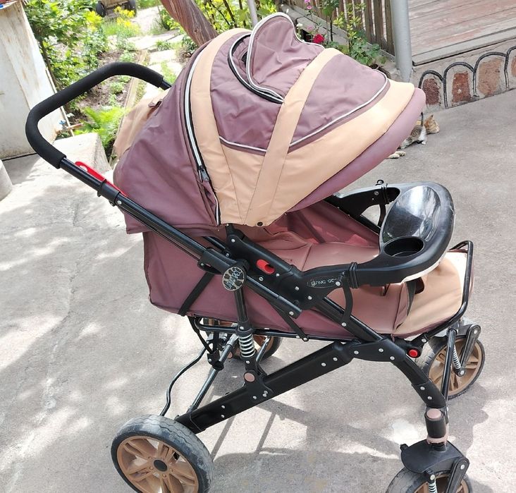 Детская коляска .