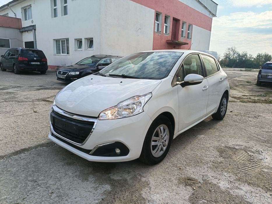Peugeot 208 benzina