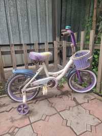 Детский велосипед Винкс с дополнительными колесами