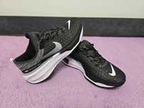 Nike invincible run nr 40  preț 350 lei