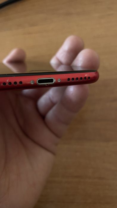 iphone 8 rangi qizil garantiya