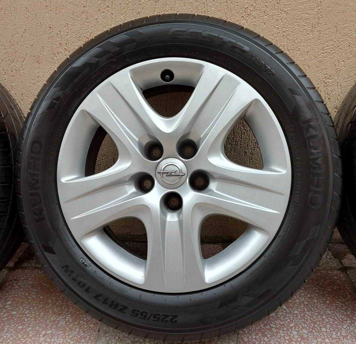 4 Летни гуми KUMHO HS52 XL225/55 R17, джанти и тасове за Опел Инсигния