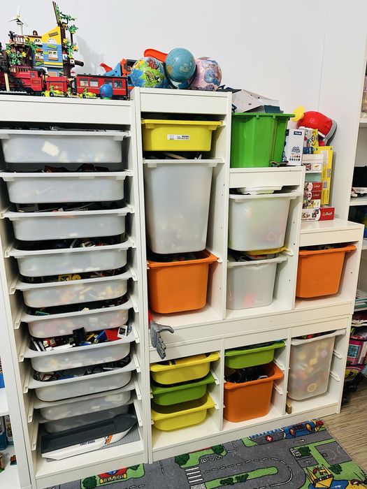 3 corpuri TROFAST Ikea + 22 cosuri (dimensiuni diferite)