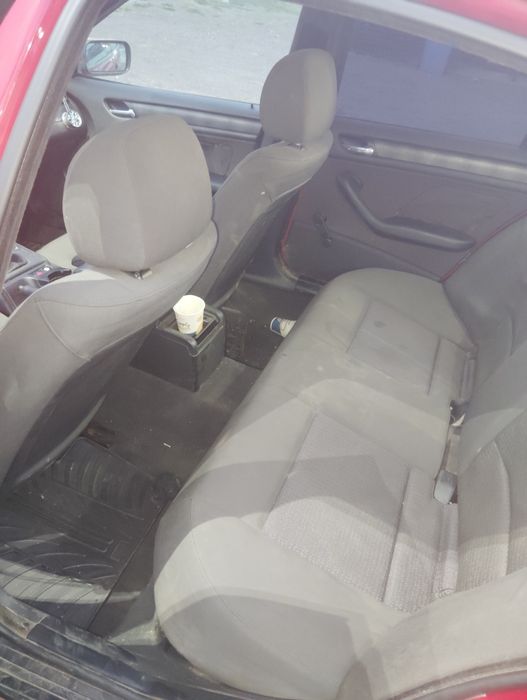 Vând BMW e46..2.0valvetronic..an 2002 acte valabile