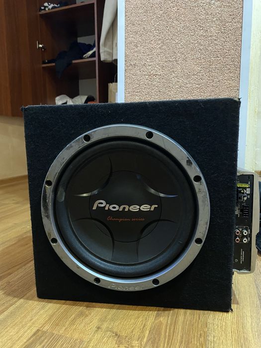 Продам сабвуфер Pioneer