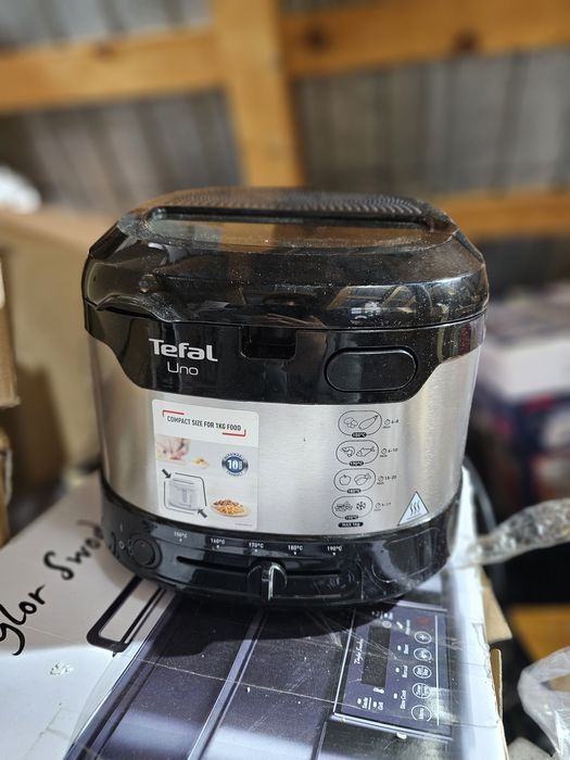 Friteuza Tefal Uno FF215D30, 1KG , 1.8L, 150°C-190°C , 4 persoane