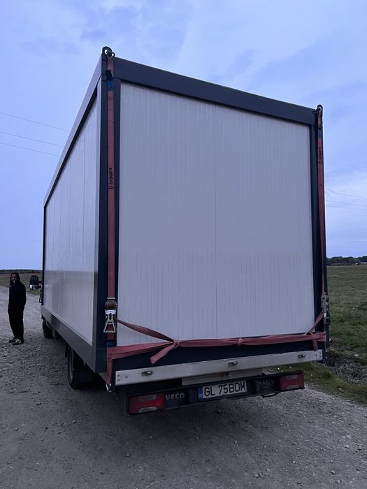 Container modular