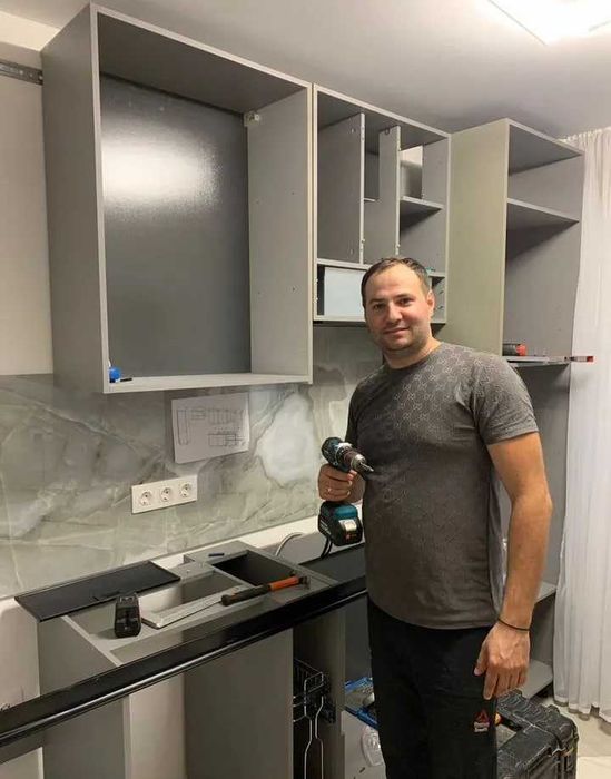 Сборка и ремонт мебели любой сложности: кровати, комоды, шкафы