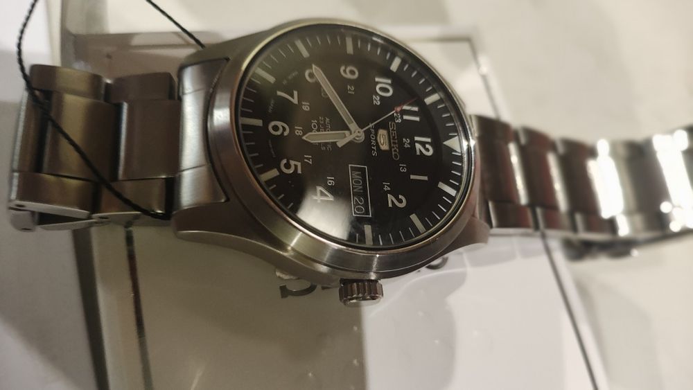 Seiko 5 sports 23jewels SNZG13j1.Нов с гаранция