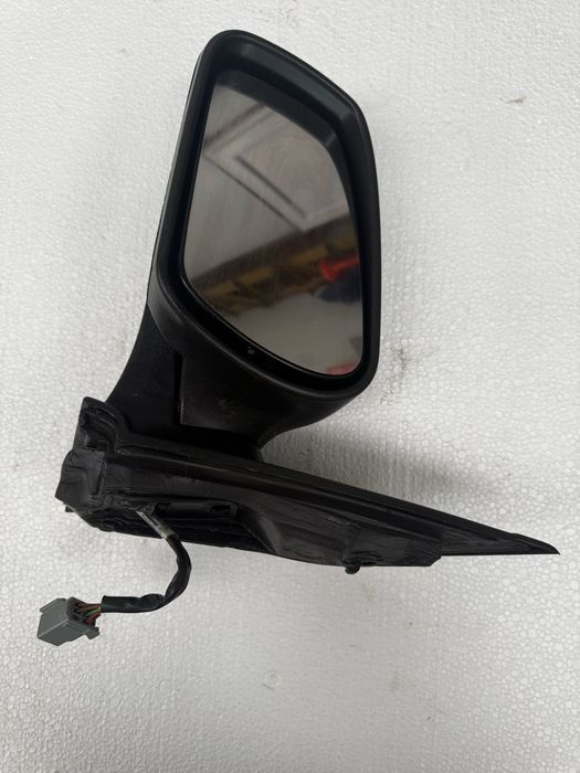 oglindă dreapta Ford Fiesta mk5 Fusion