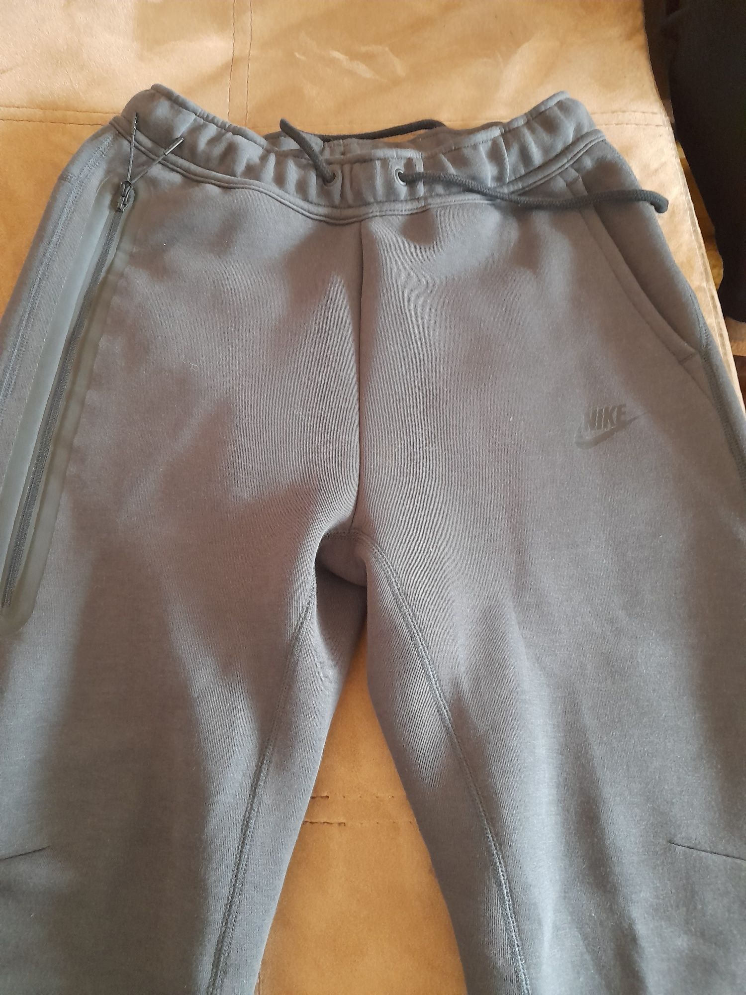Nike tech fleece