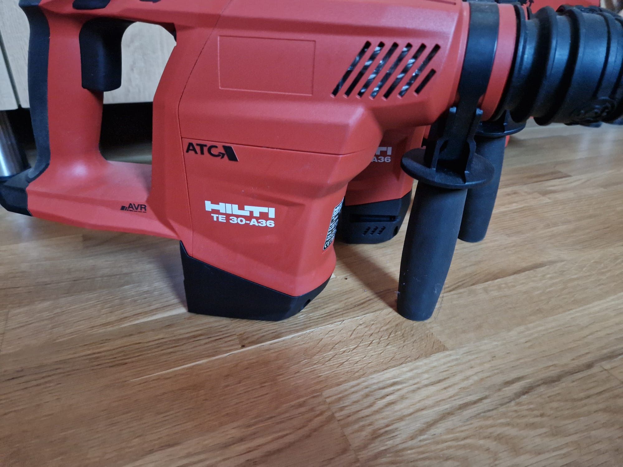 Hilti rotopercutor pe acumulator