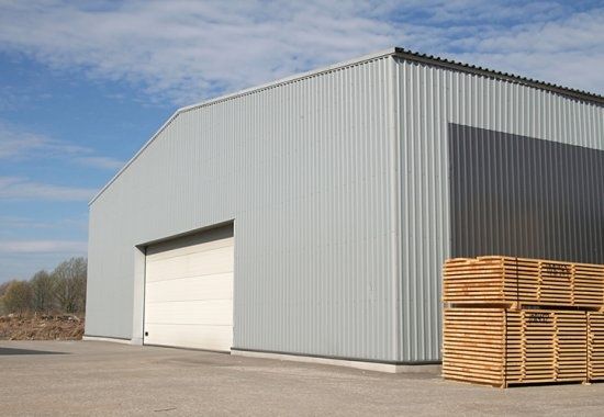 Hale metalice, structuri metalice, ferme și stâlpi din ipe
