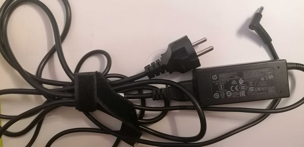 Alimentatoare / Încărcătoare laptop HP originale (18,5 V 19 V 19,5 V)