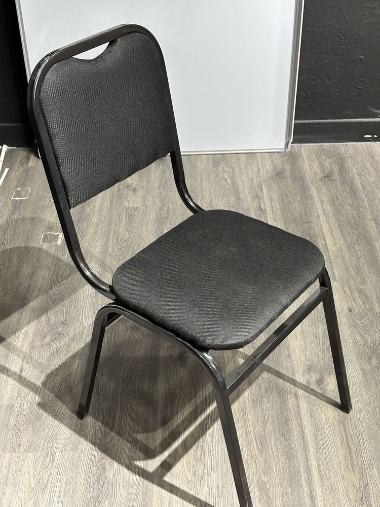 Yangi Stol, stul va partalar