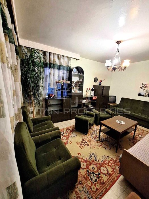 Продава се Тристаен апартамент в Пловдив, Тракия - 86 кв.м за 1280 €/кв.м - Снимка #1