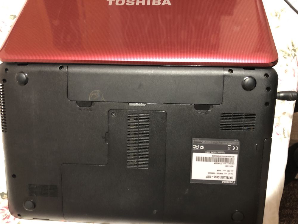 Laptop Toshiba Satellite c855-1wf