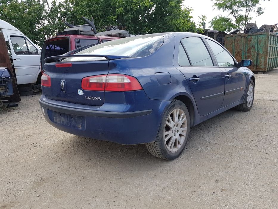 Dezmembram Renault Laguna