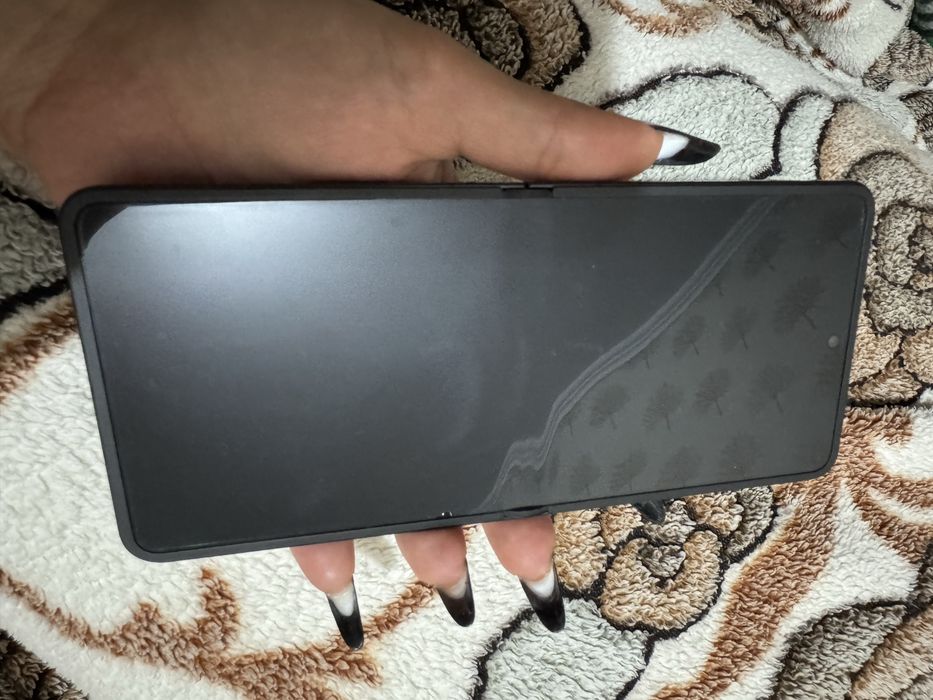 Samsung galaxy Flip 7