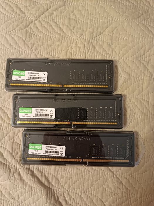 Продам ОЗУ DDR4 4ГБ 2666МHZ всего 4 планки на фото 3./ Цена за одну.