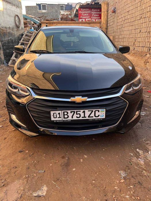 Chevrolet Onix Premer 2