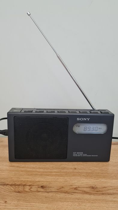 Sony ICF-M400S портативно цифрово радио