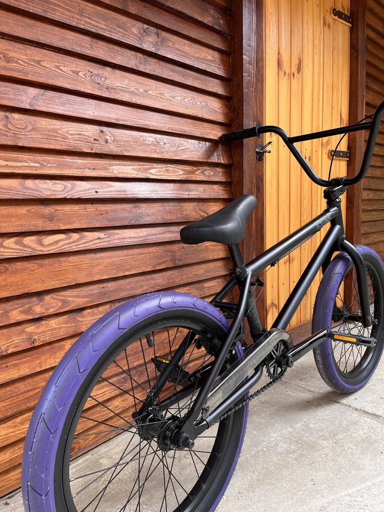 Bicicleta BMX verde eon 20’’