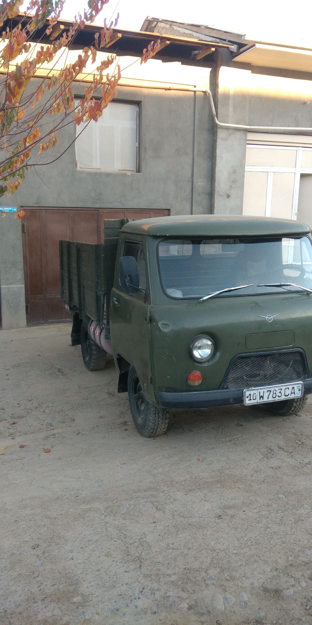Uaz bartavoʻy 1988 yil