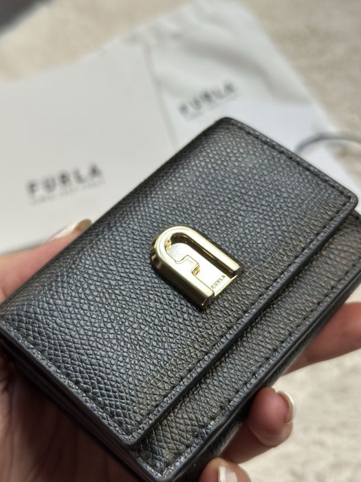 FURLA кожено портмоне с кутия