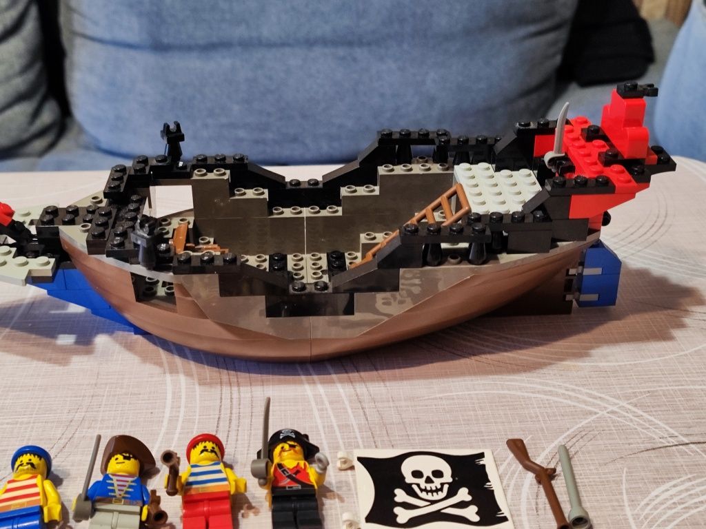 Лего пирати lego 6268 renegade runner 1993 г