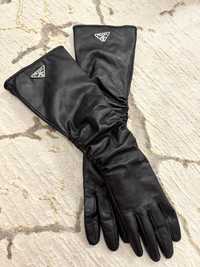 Продам новые кожаные перчатки Prada