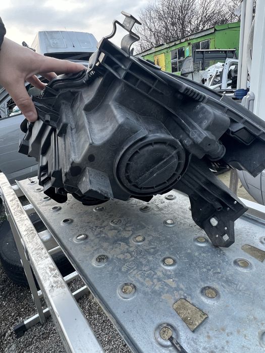 Фар За Мерцедес ГЛА 2019 Х156 Ляв