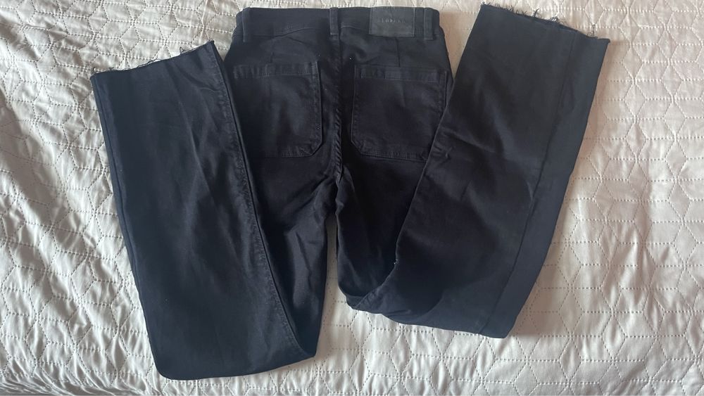 Дънки Bershka