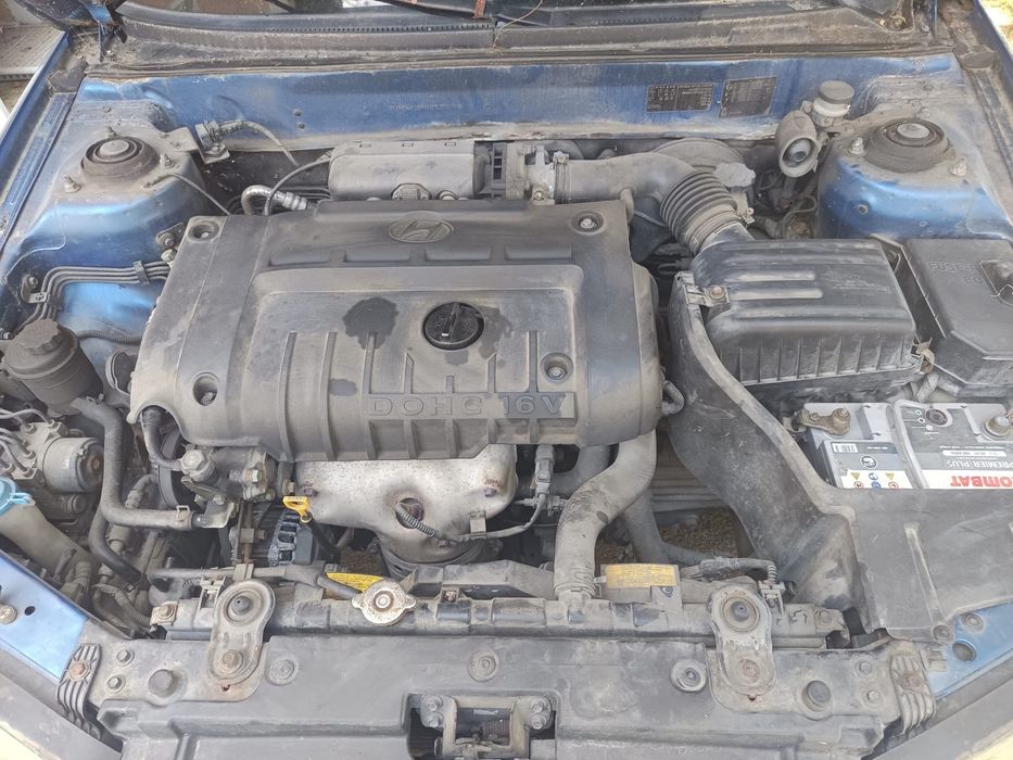 Hyundai Elantra-2004