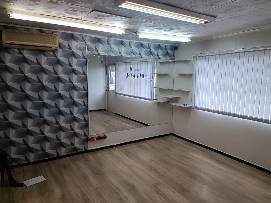 Дава се под наем Магазин в Варна, Младост 2 - 20 кв.м за 178.5 € - Снимка #2