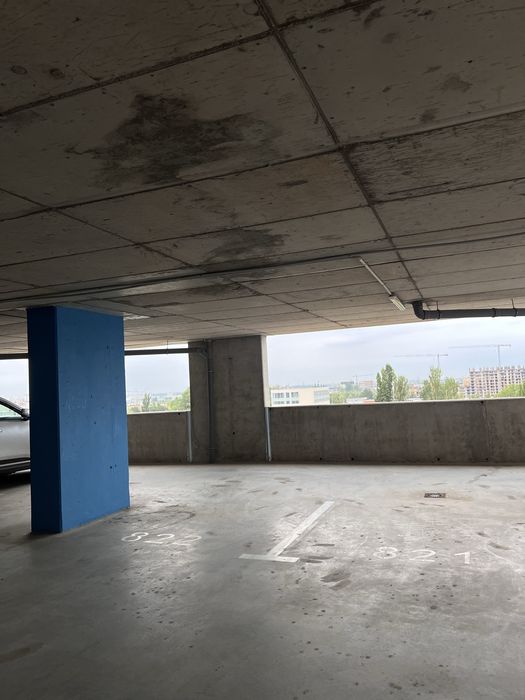 Parcare de închiriat