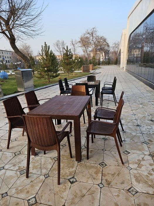 Fastfood somsaxona kichik kafelar uchun plasmas stol stul