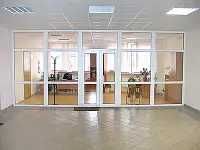 Пластиковые перегородки Офисные перегородки Окна Дверь Балкон