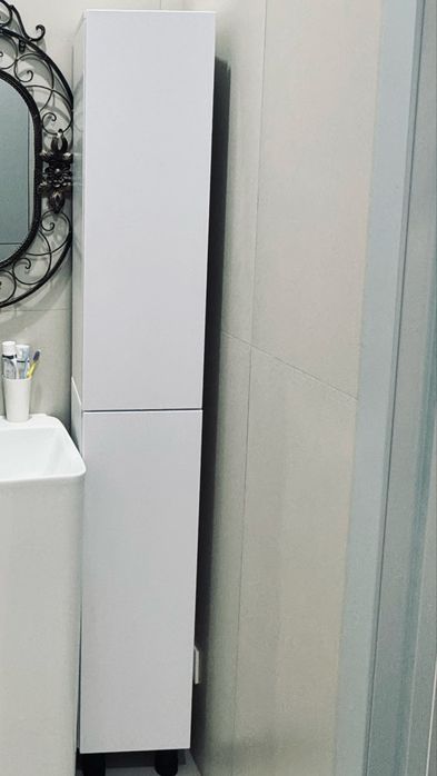 Шкаф пинал в ванную новый