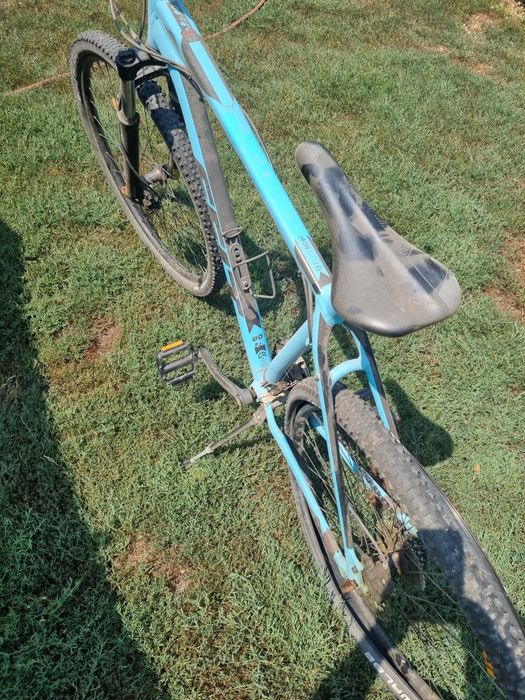 De vânzare Bicicleta Felt aproape noua