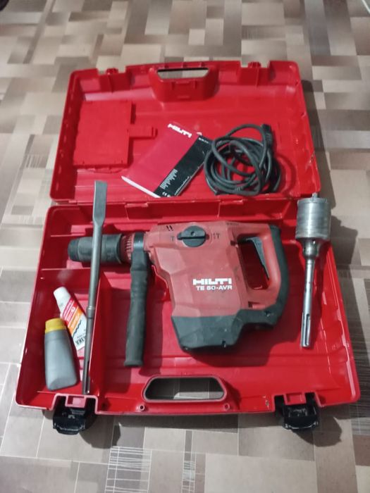 Перфоратор Hilti 250000 тг