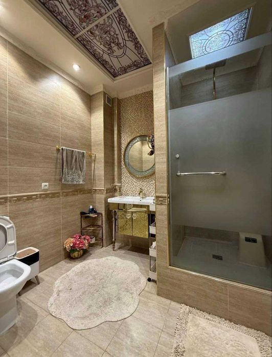 СРОЧНО ПРОДАЁТСЯ Глинка Габус Яккасарайский   р-н 4/6/8  площадь:220