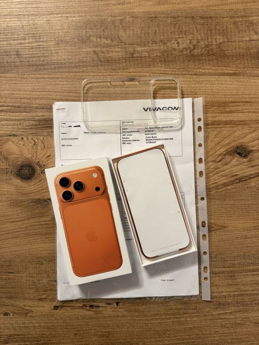 IPhone 17 PRO Виваком Гаранционен като Нов !  Cosmic Orange