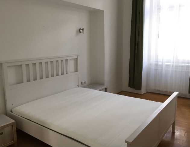 Дава се под наем Тристаен апартамент в Пловдив, Център - 72 кв.м за 219.3 € - Снимка #2