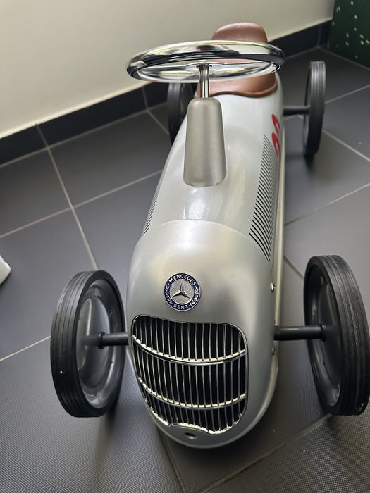 Vand masinuta ride-on (2-4 ani) Mercedes Benz Baghera