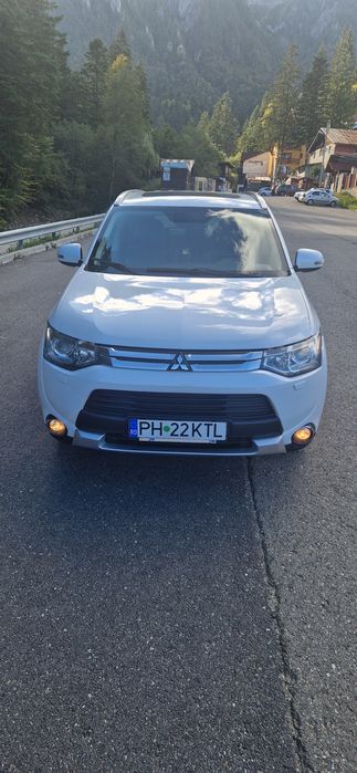 Mitsubishi Outlander 2.2 /Automata/7 locuri/4WD