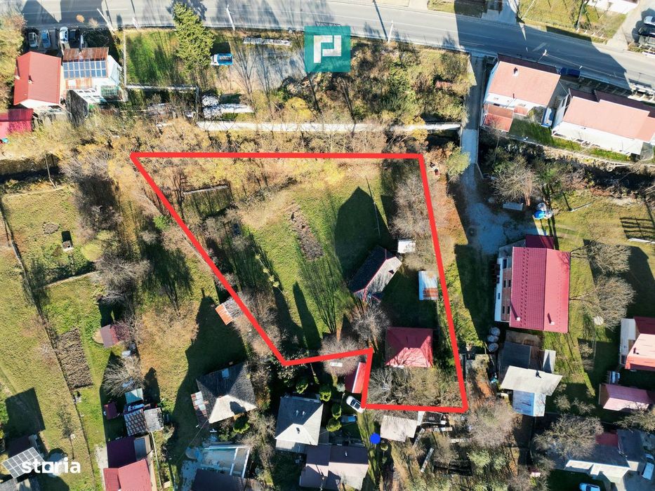 Casă de lemn, cu teren în Borșa