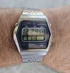 Citizen Multi Alarm vintage quartz LCD  40-1170